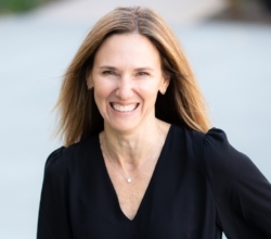 Amanda Duncan Cr 250x220