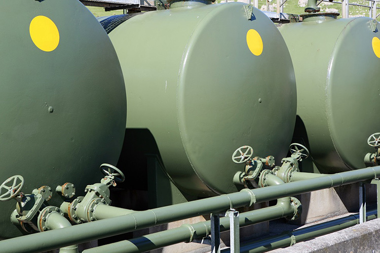Storage tanks