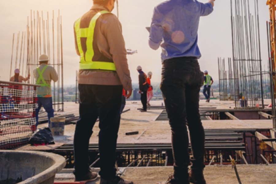 construction workers 1.jpg