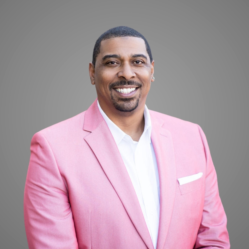 simmons larry headshot